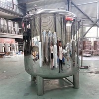 靖江市炫碟卫生级无菌水箱水处理无菌水箱品质为本运行稳定
